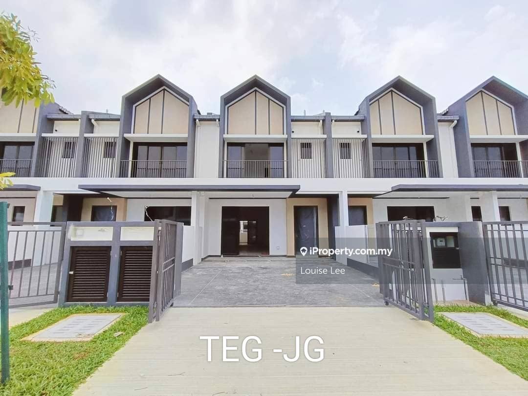 Brand New 2 Sty House @ Bukit Raja Lyra For Rent
