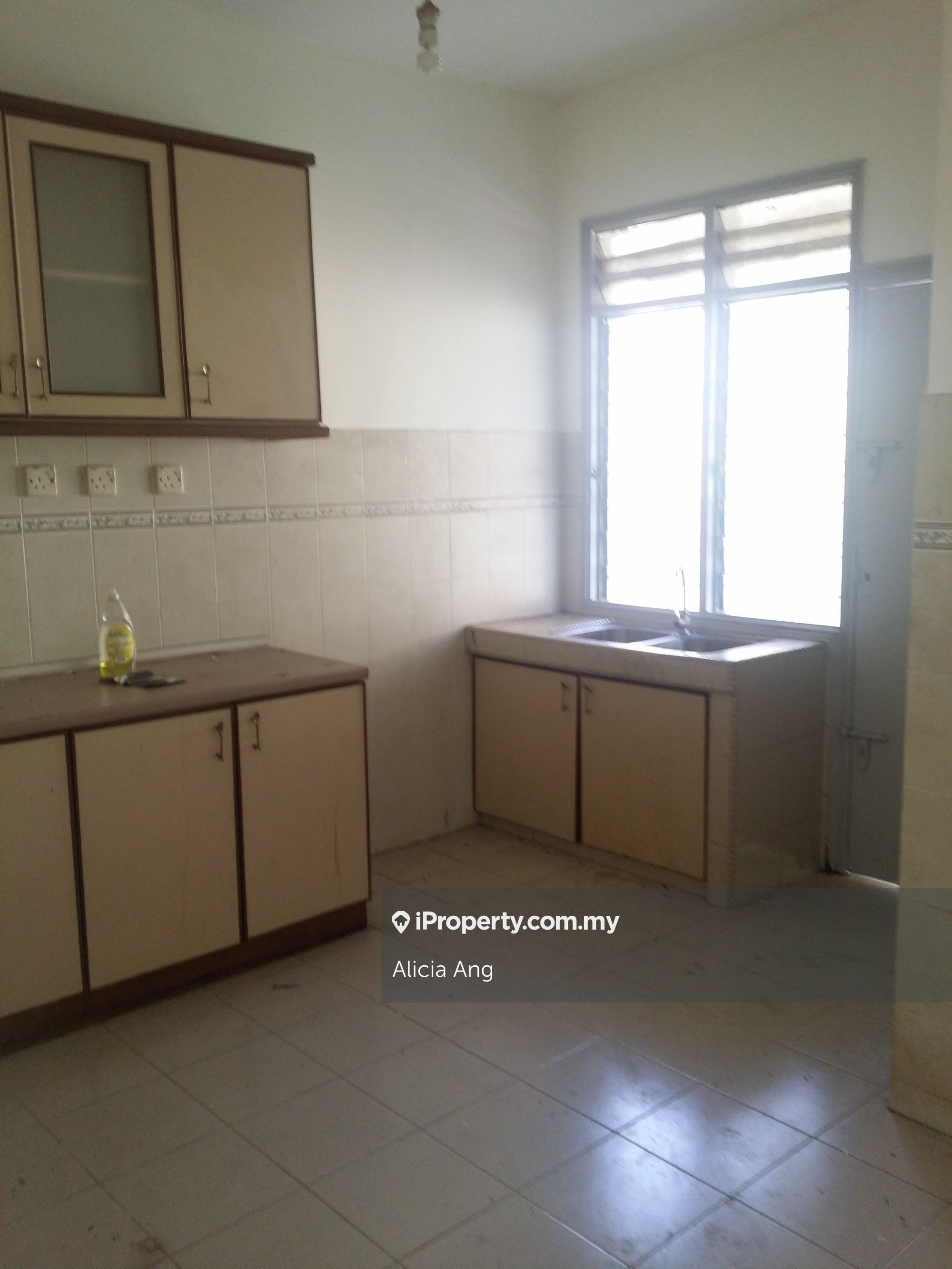 Putra heights seksyen 8, Putra Heights for sale RM660000 iProperty Malaysia