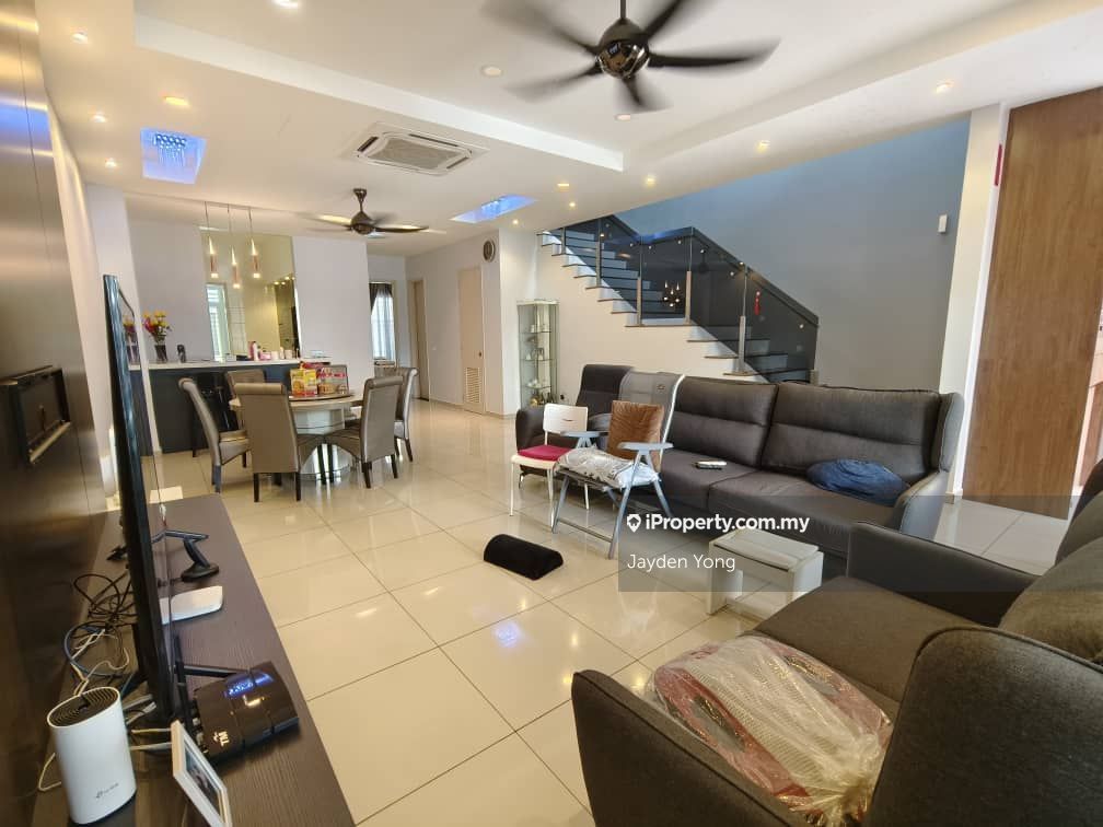 Cradleton Eco Majestic, Semenyih 2sty Terrace/Link House 4+1