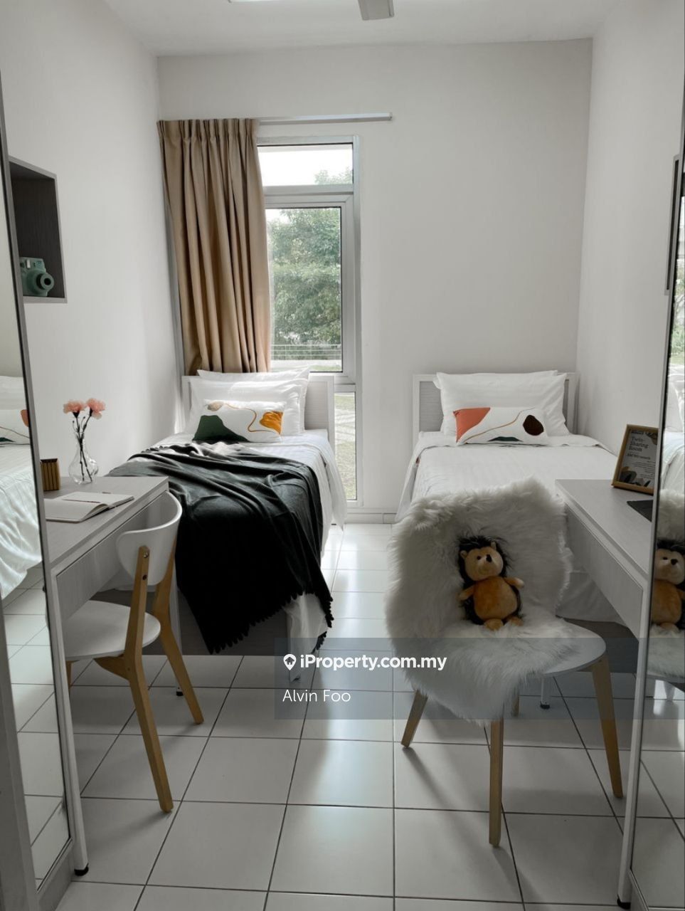 Connect to Monash University Twin Sharing Single Room Rent near BRT