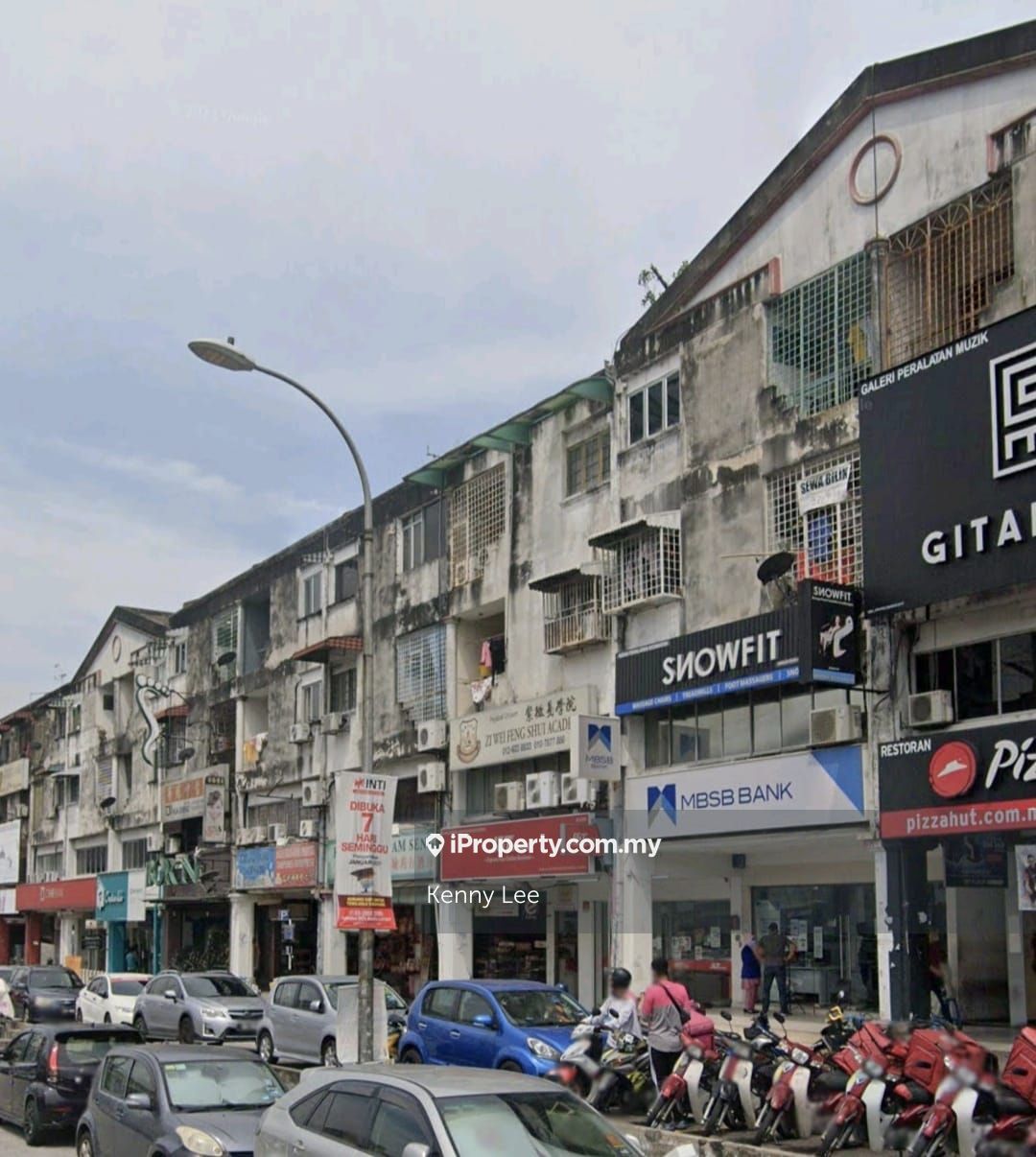 Taman Connaughtfacing main road, Cheras , Jalan Sarjana, Taman