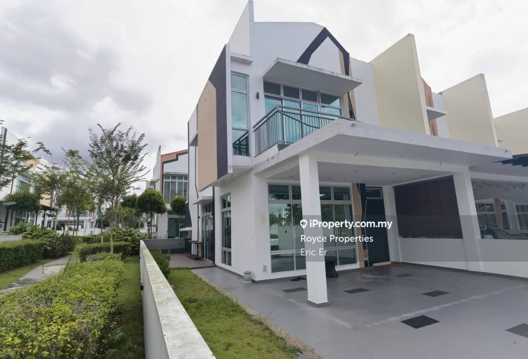 Taman Setia Eco Cascadia, Johor Bahru End lot 2sty Terrace/Link House