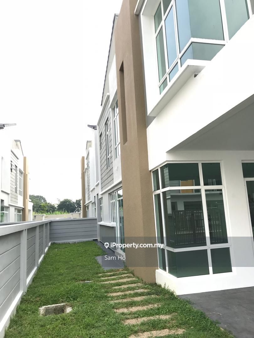 GreenHill Kemuning, Kota Kemuning Semidetached House 5 bedrooms for