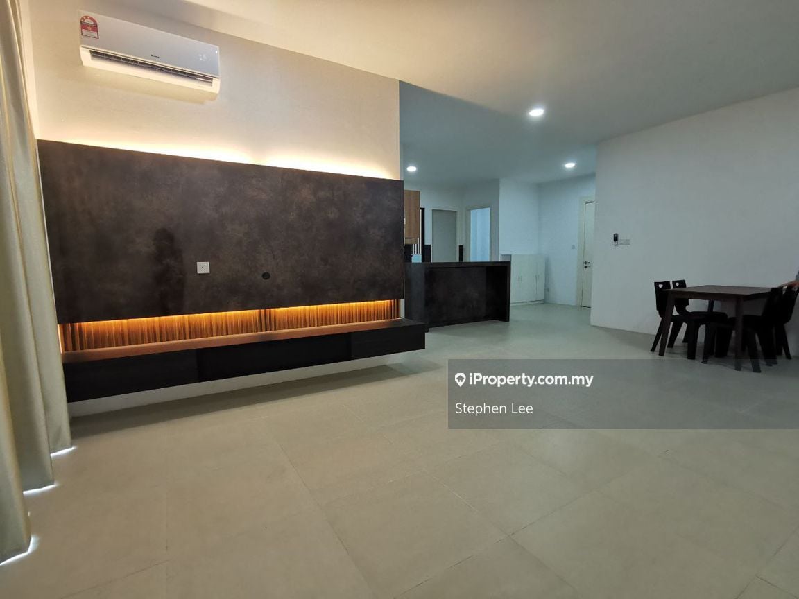 72 Residences Condominium 4 bedrooms for rent in Kuching, Sarawak