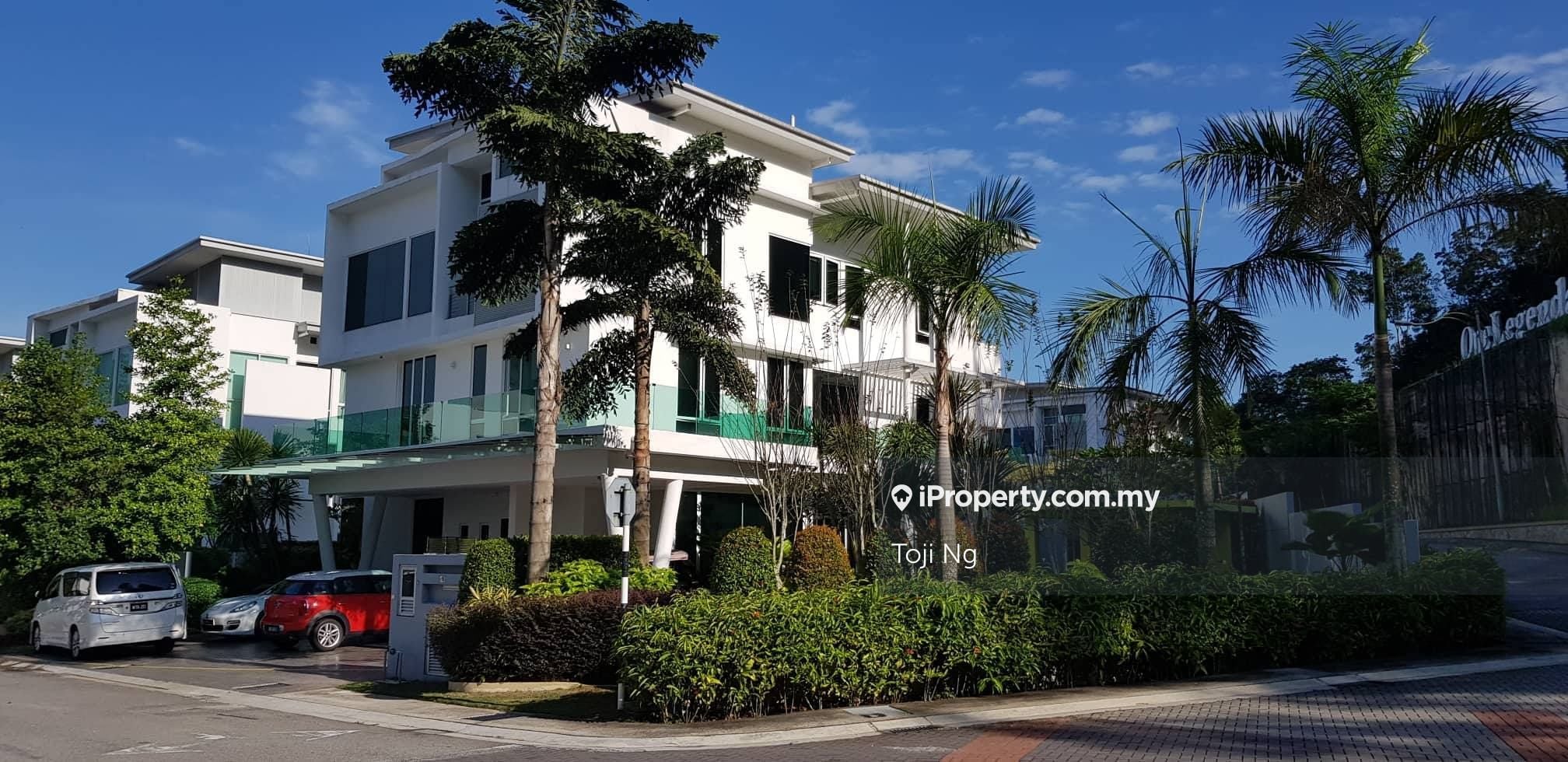 Semi-Detached House for sale in Subang Jaya City Council, Selangor, Malaysia — 5,000 sqft