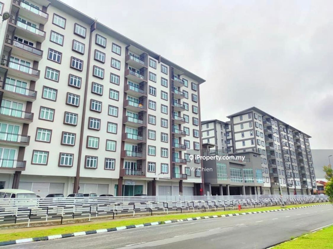 McKenzie Avenue Apartment 3 bedrooms for sale in Kuching, Sarawak