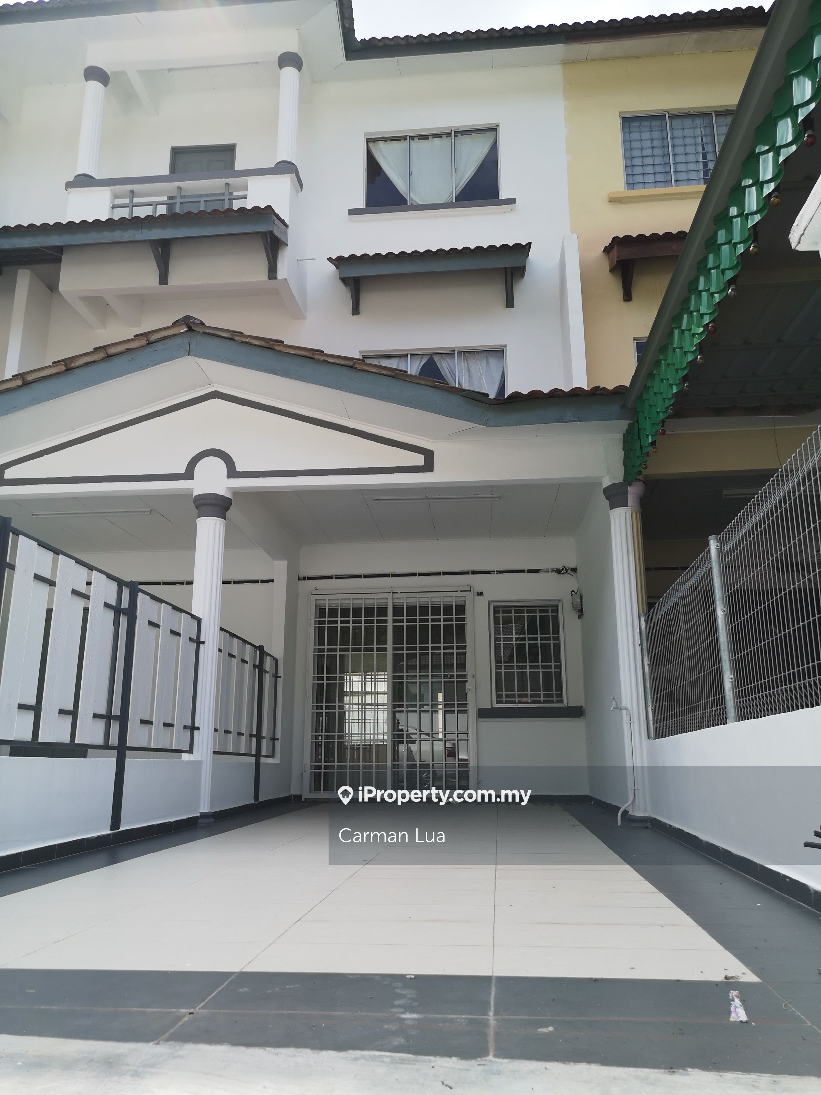 FREEHOLD 1.5 Storey Townhouse @Taman Bukit Cheng , Cheng