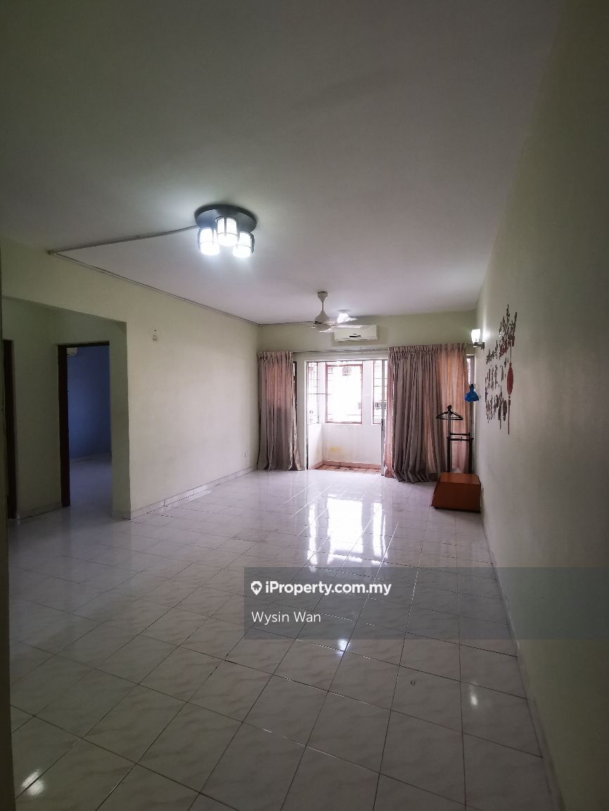 Mayang Court Corner lot Apartment 2 bedrooms for sale in Kelana Jaya ...