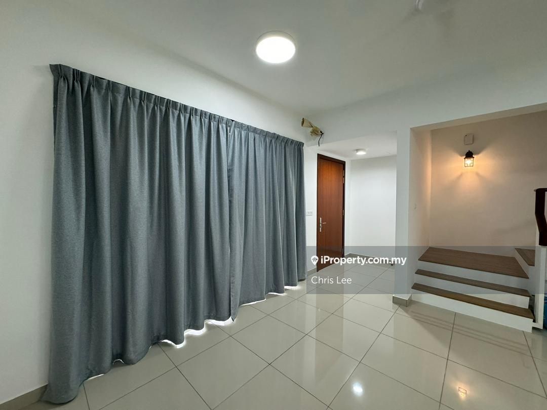 Palma Sand Gamuda Cove , Dengkil , Cyberjaya , Banting 2sty Terrace/Link House 4 bedrooms for