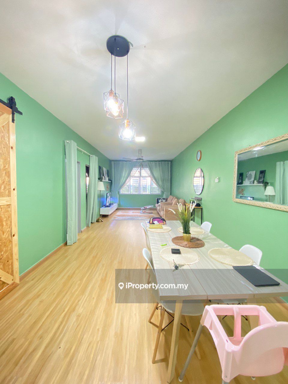 Molek Ria Intermediate Apartment 3 bedrooms for sale in Johor Bahru