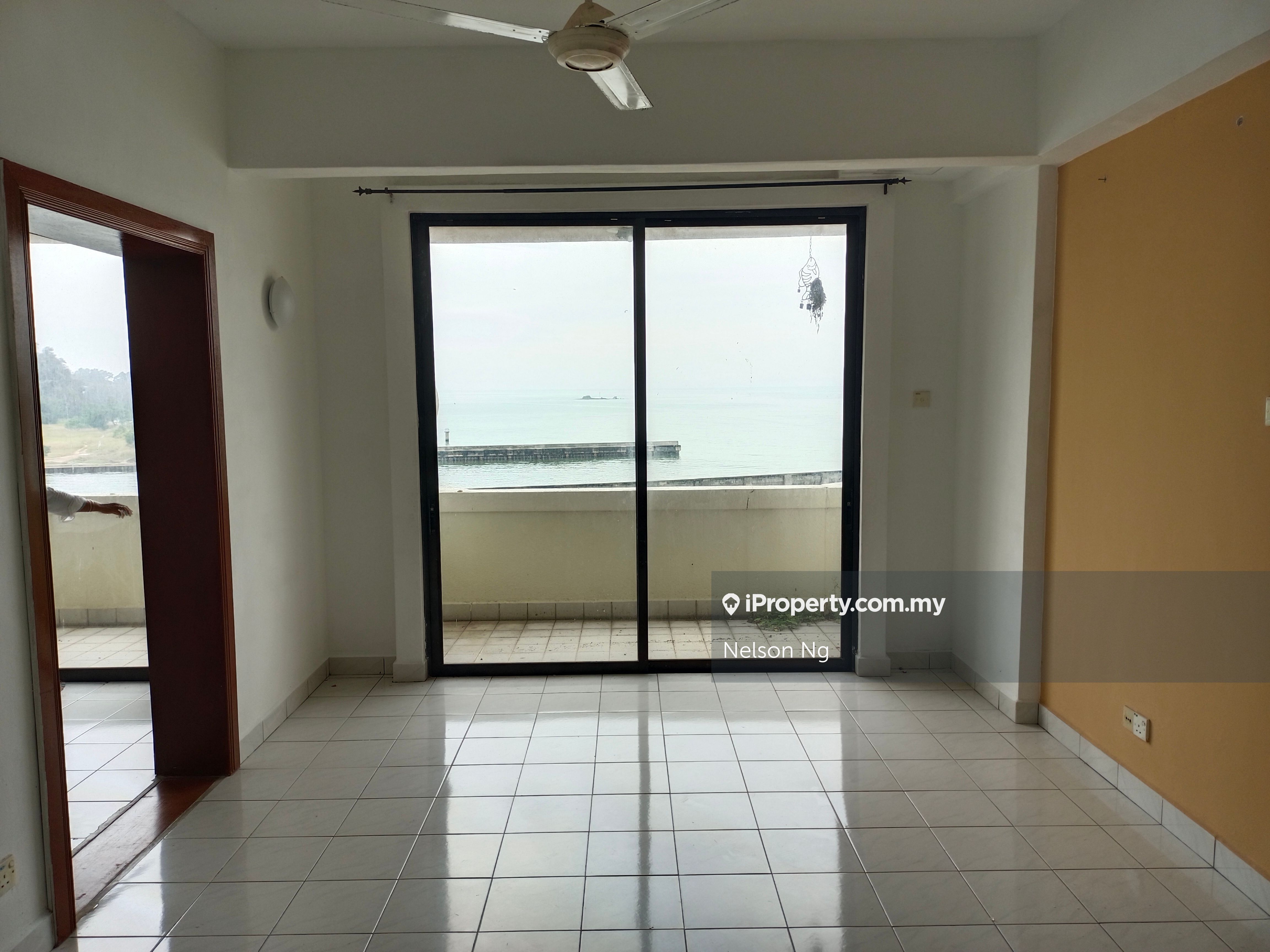 Marina Bay Admiral Cove Intermediate Condominium 2 bedrooms for sale in