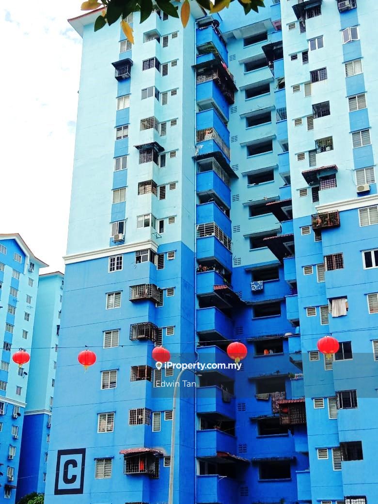 Apartment Sri Rakyat Intermediate Apartment 3 bedrooms for sale in