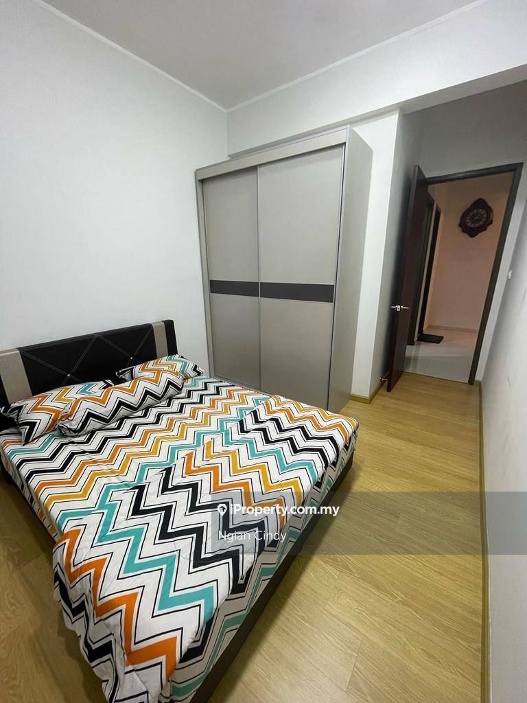 AmberSide Country Garden Danga Bay Condominium 2 bedrooms for rent in