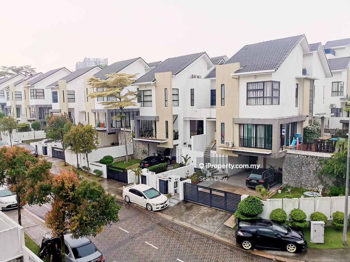 Twin Palms Sungai Long, Cheras Semidetached House 4+1 bedrooms for