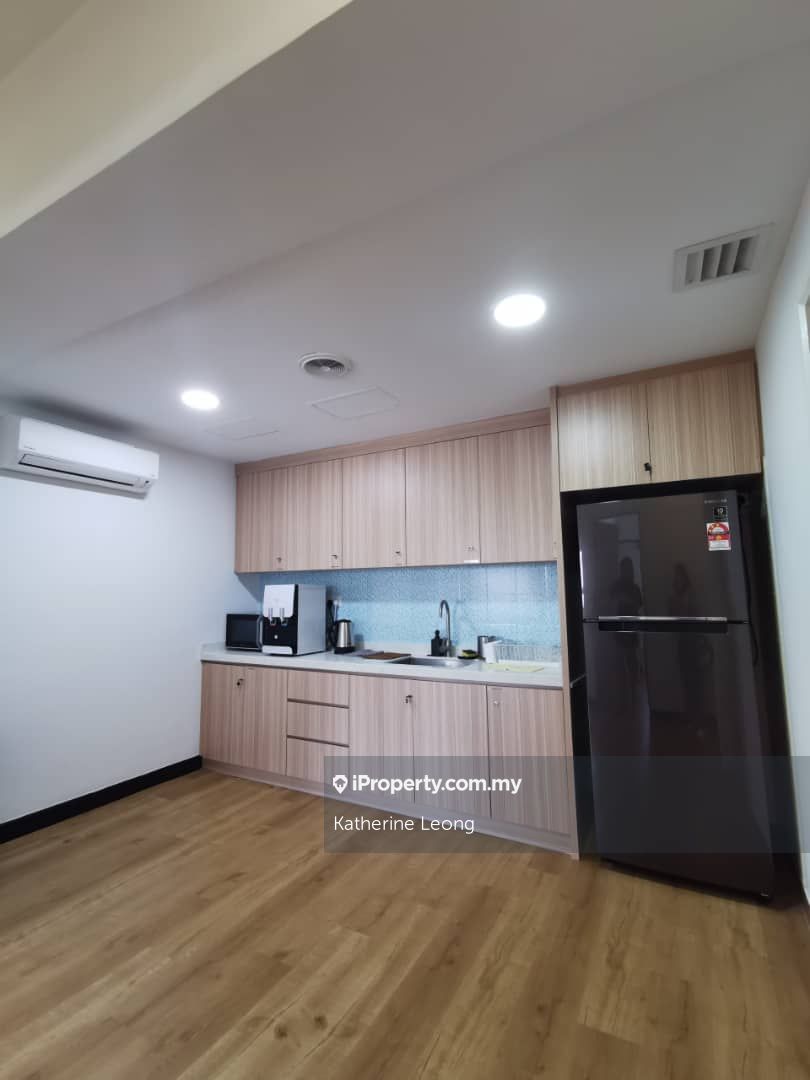 Crown Regency Intermediate Serviced Residence 5 bedrooms for rent in