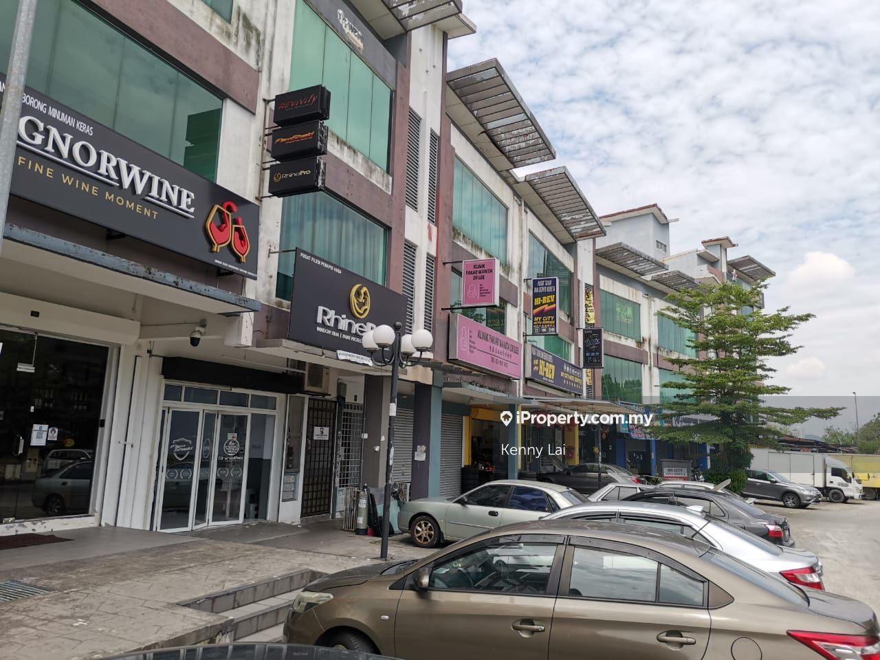 Bandar Mahkota Cheras, Bandar Mahkota Cheras Intermediate Shop for rent