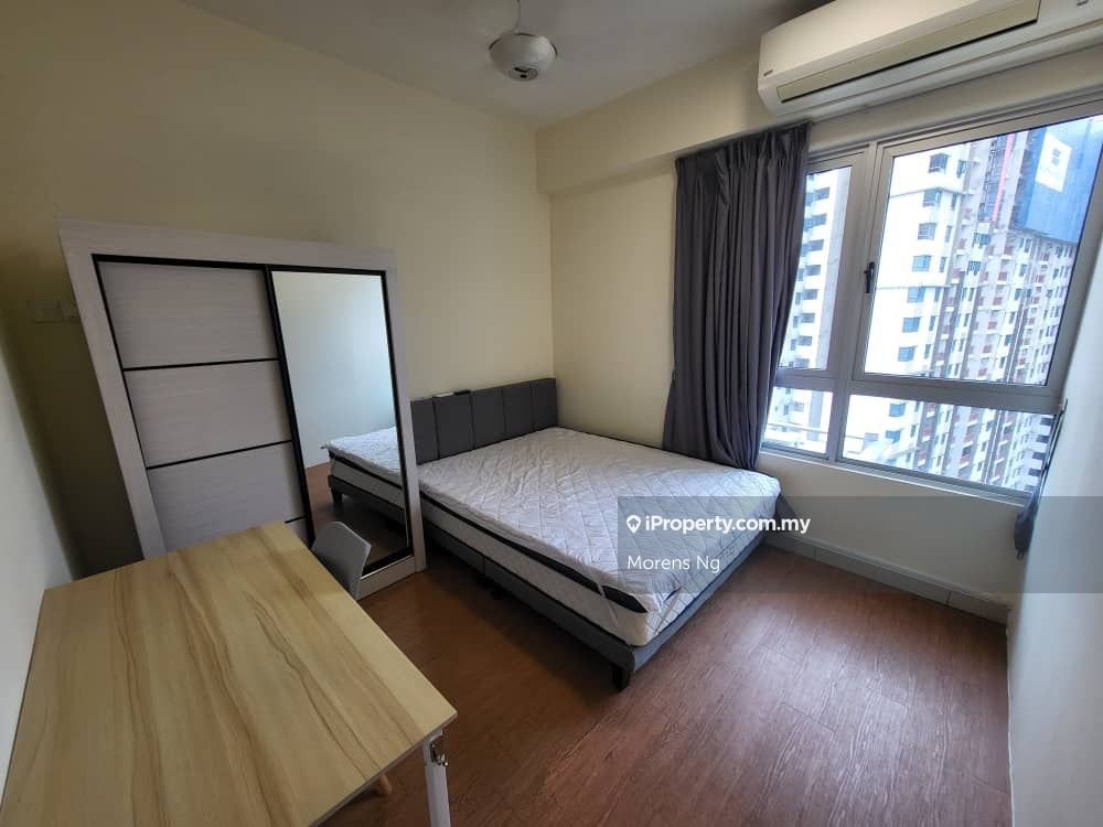 Walking distance to MRT Station , Limited Slots !!