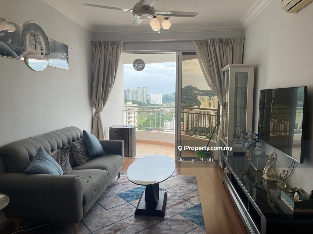 Gurney Park Condominium Corner lot Condominium 3 bedrooms for rent in