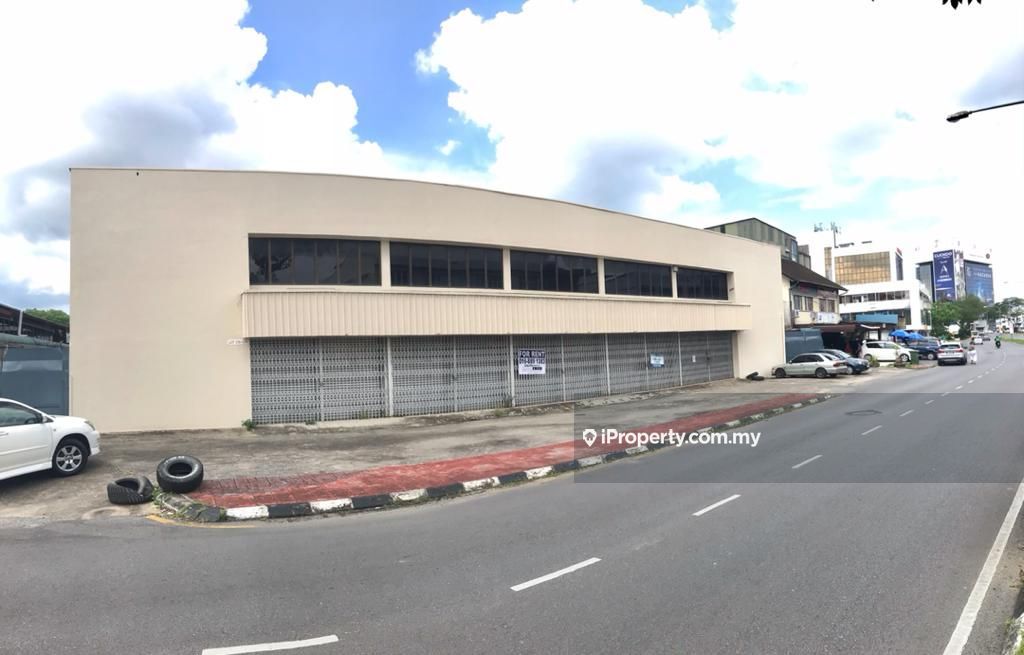 Warehouse (12,000 sqft) (Main Road) @ Jalan Abell Kuching , Kuching