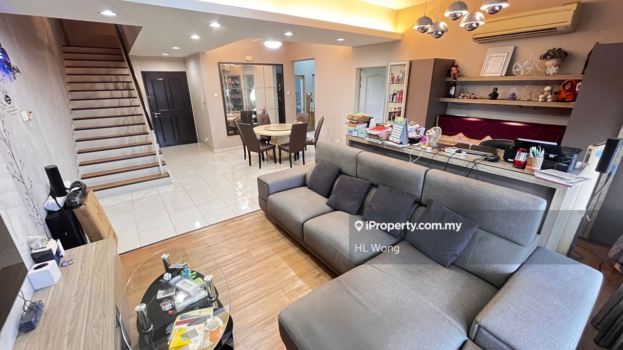 Antilla Lagoon Villas, Kota Kemuning Intermediate Townhouse 3+1