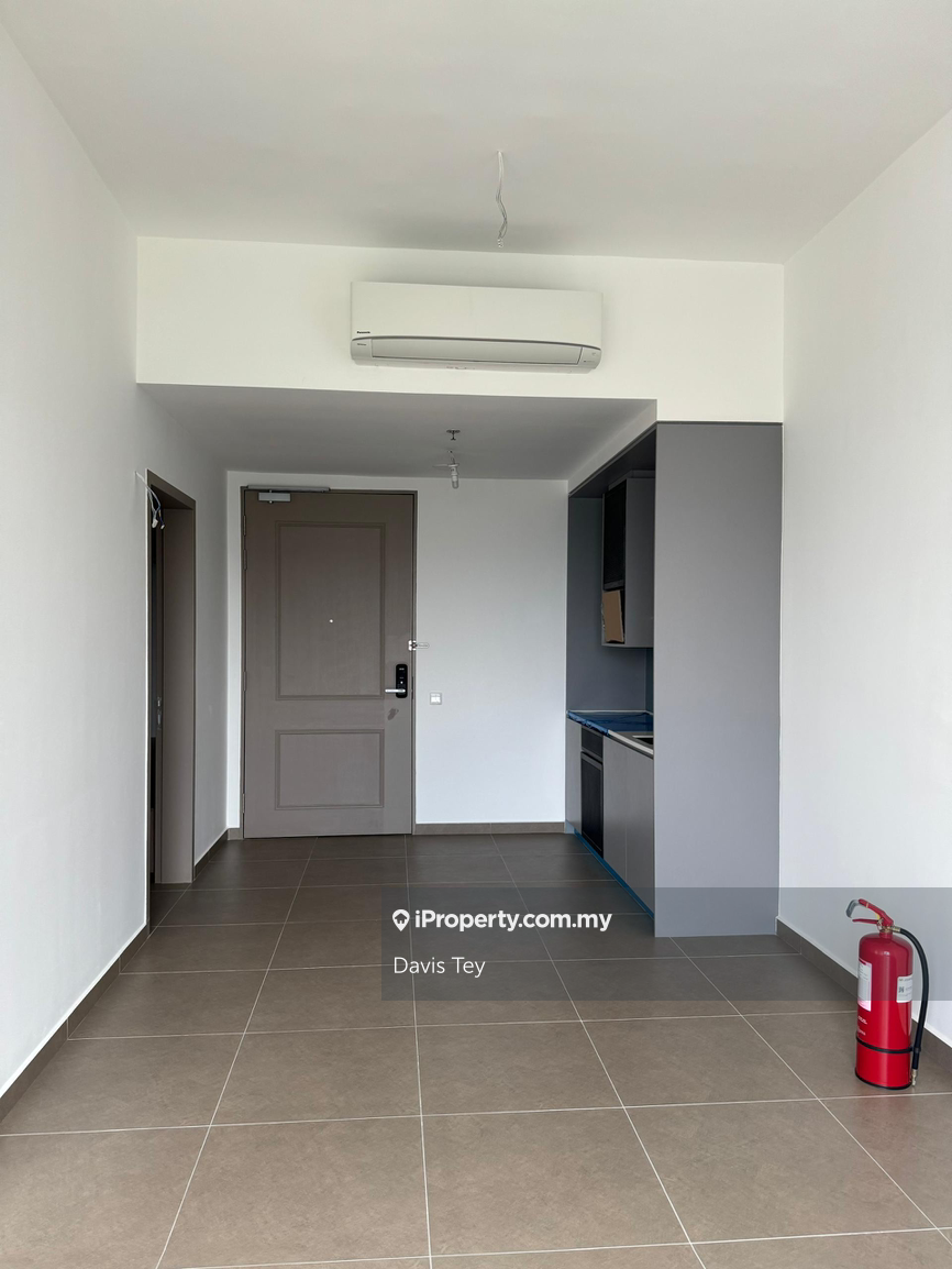 Mossaz @ Empire City Corner lot Serviced Residence 2 bedrooms for sale ...