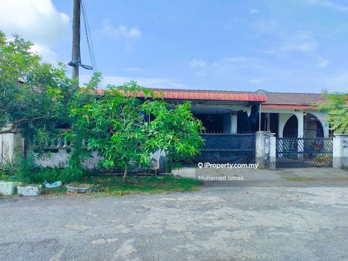 Taman Ria, Padang Serai 1sty Terrace/Link House 3 bedrooms for sale