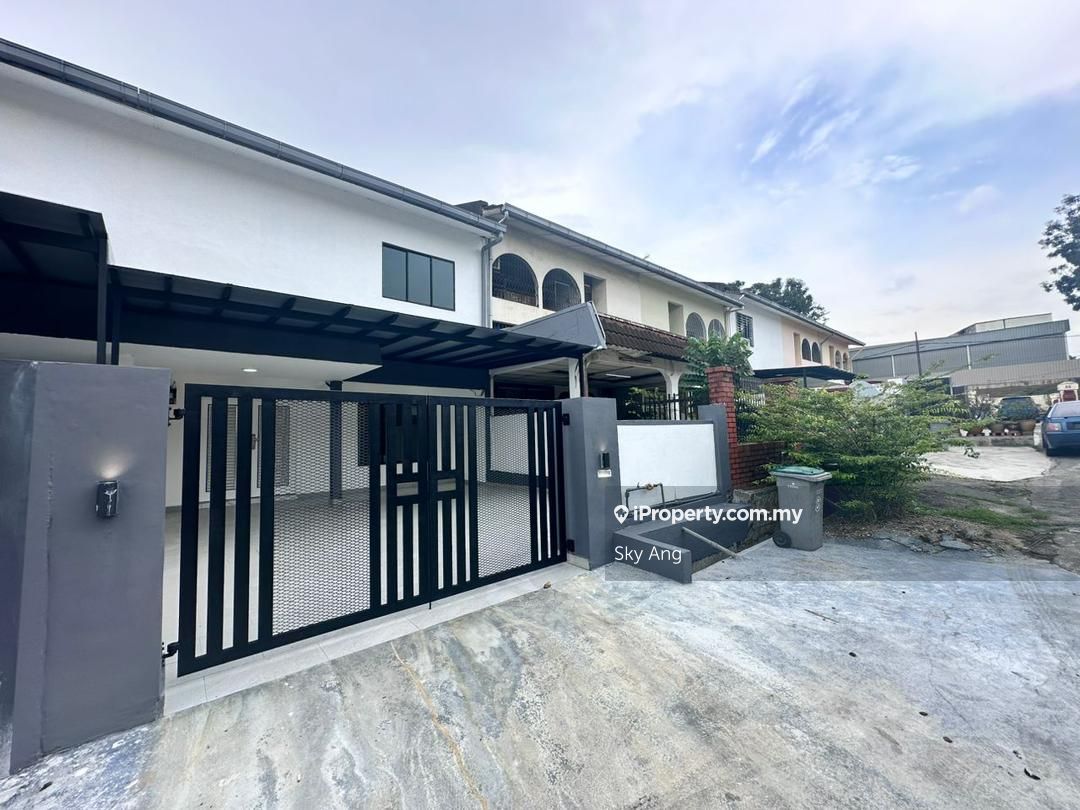 Gembira, JB Town, Ciq, Johor Bahru Intermediate 2sty Terrace/Link