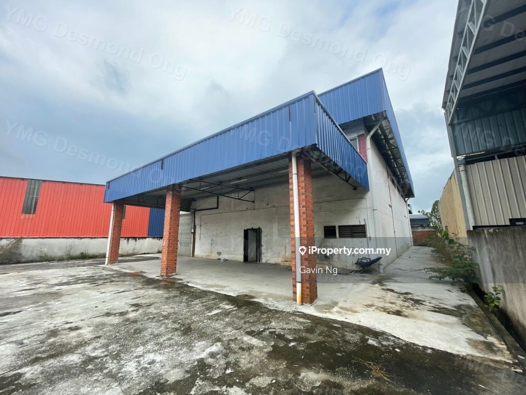 Klang Utama 1.5 Storey Warehouse Factory Bungalow, Klang Warehouse for rent