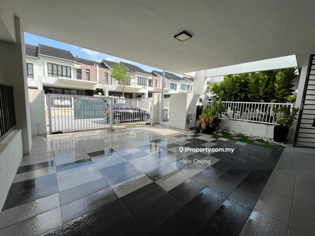 Fully Furnished 2 Storey Terrace Ainsdale , Seremban for rent