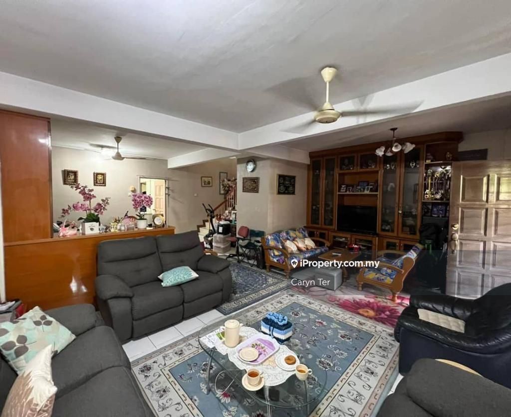 TAMAN PUTRI Double Storey Terrace House, Kulai Intermediate 2sty Terrace/Link House 4 bedrooms