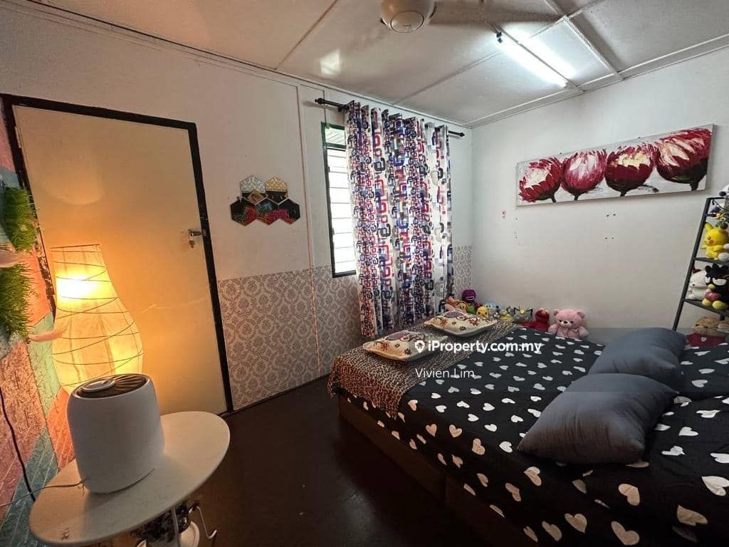 Taman Cempaka,Ampang, Ipoh 2sty Terrace/Link House 2 bedrooms for sale