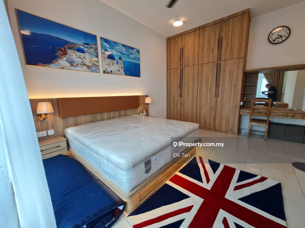 Ferringhi Residence 2 Condominium 3 bedrooms for rent in Batu Ferringhi