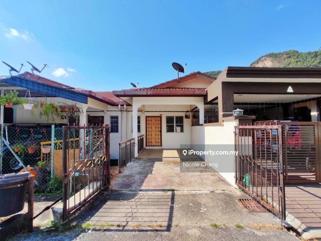 Sri Gombak , Batu Caves Intermediate 2sty Terrace/Link House 2