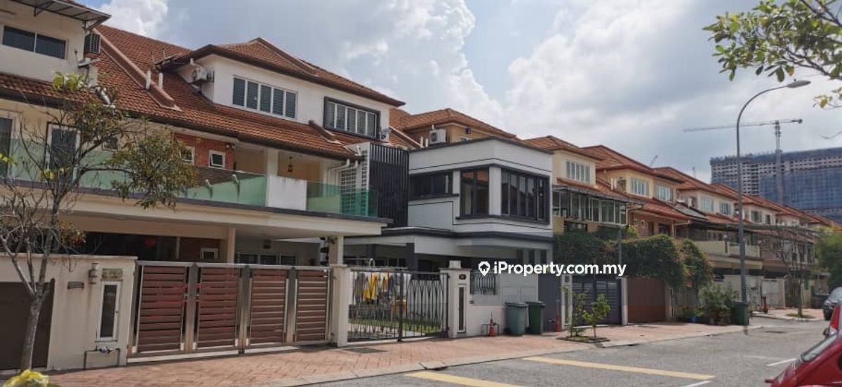 Puchong Bukit Jalil Bandar Kinrara Puchong Intermediate 3 Sty Terrace Link House 6 Bedrooms For Sale Iproperty Com My