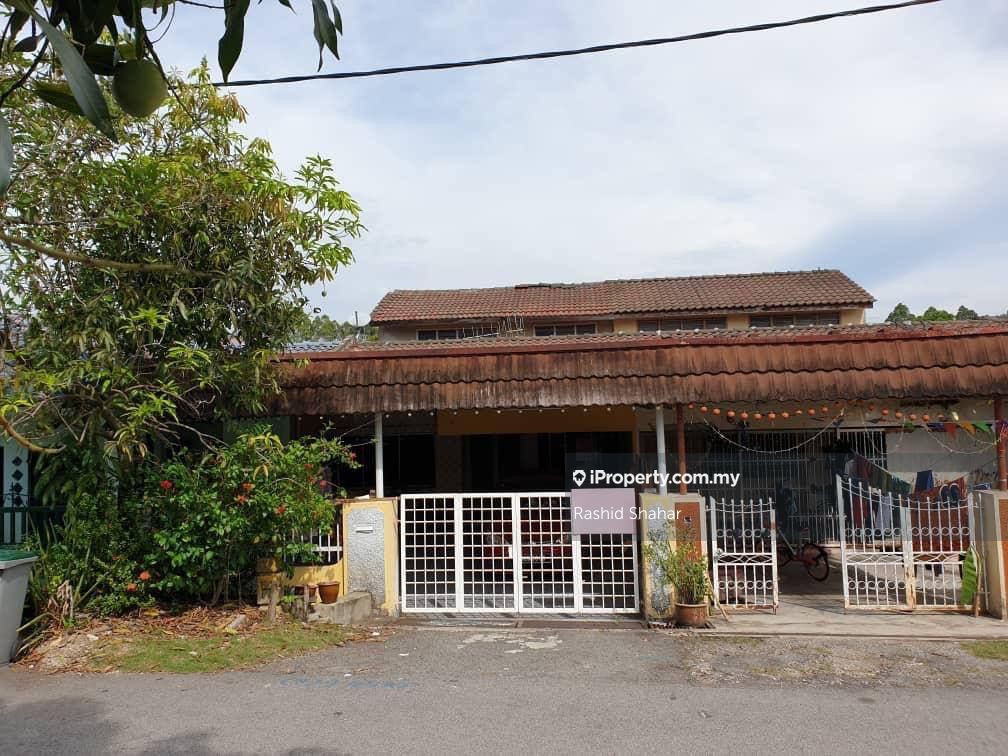 Taman Ayer Keroh Height, Ayer Keroh Intermediate 1sty Terrace/Link
