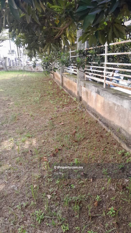 Terrace House in Bandar Kinrara — photo 3 of 7
