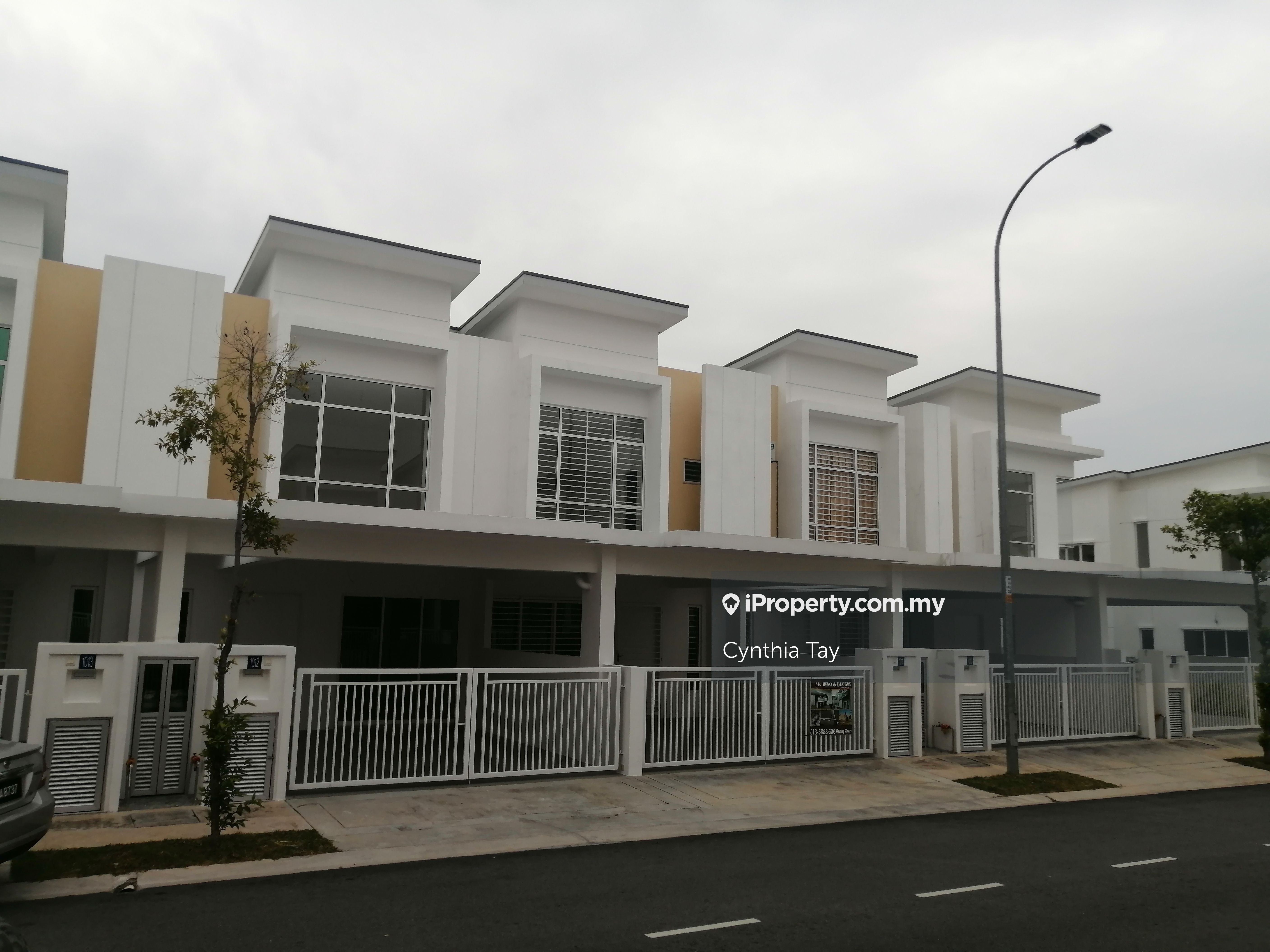 Tiara Sendayan, Bandar Sri Sendayan Intermediate 2sty Terrace/Link