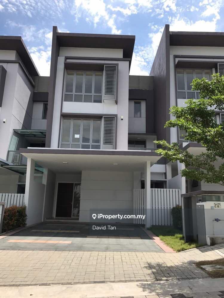 Sunway Eastwood, Park Villa, Equine Park , Seri Kembangan for sale