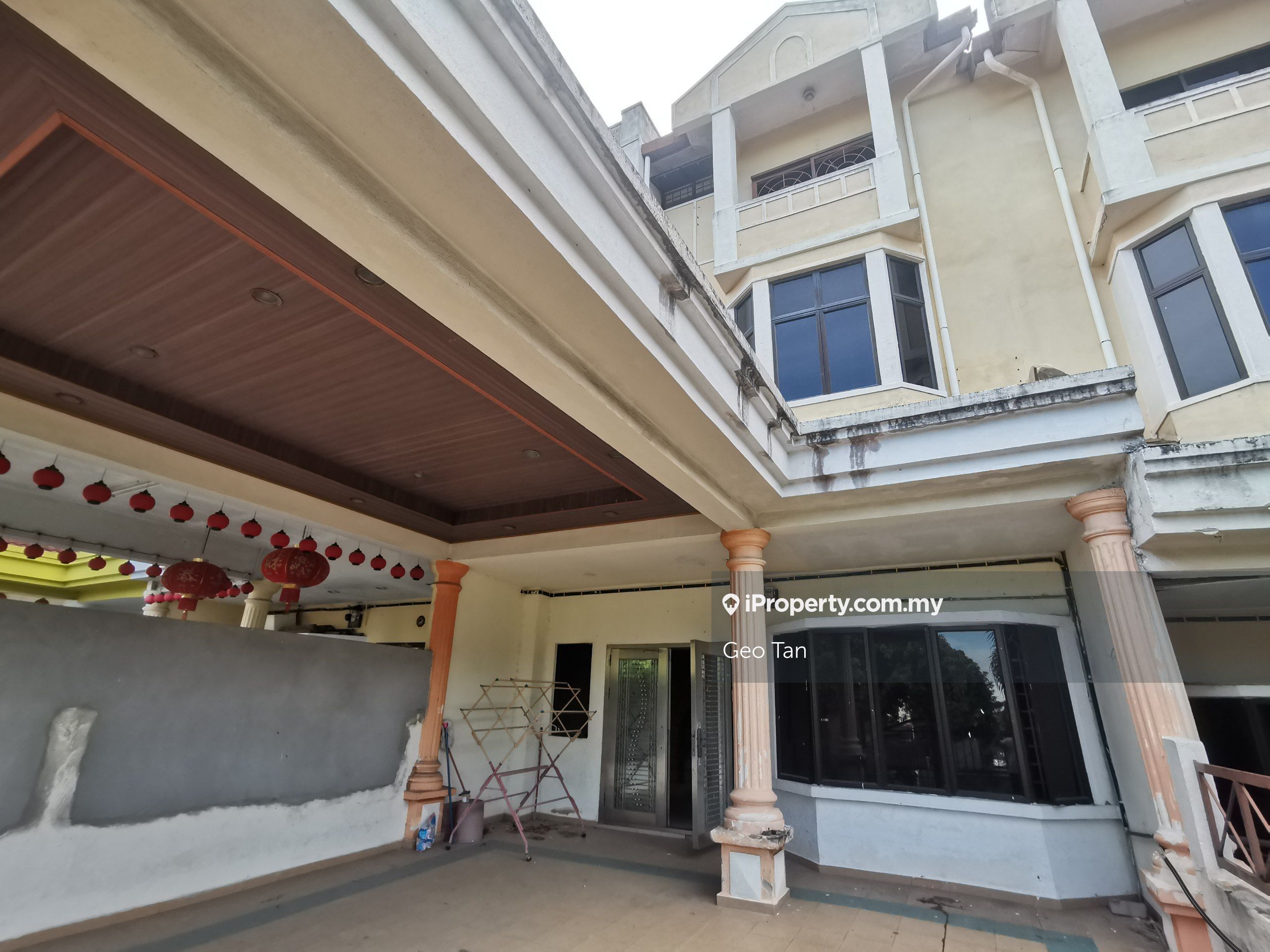 Taman Muzaffar Heights, Ayer Keroh Intermediate 2.5sty Terrace/Link