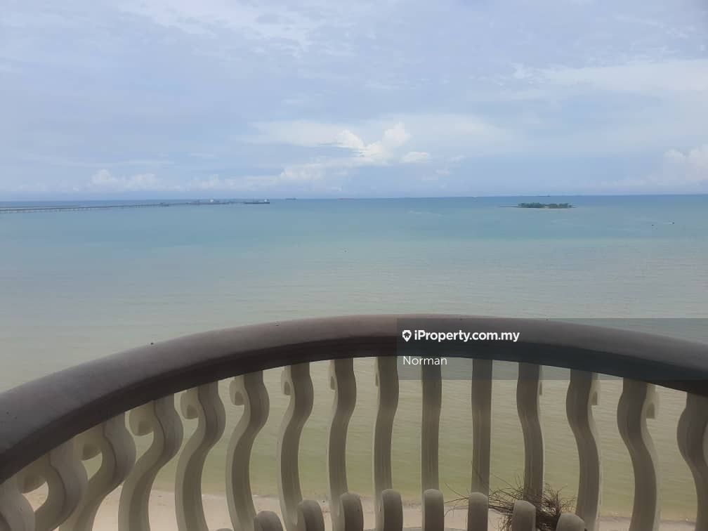 Glory Beach Resort Apartment 3 bedrooms for sale in Port Dickson