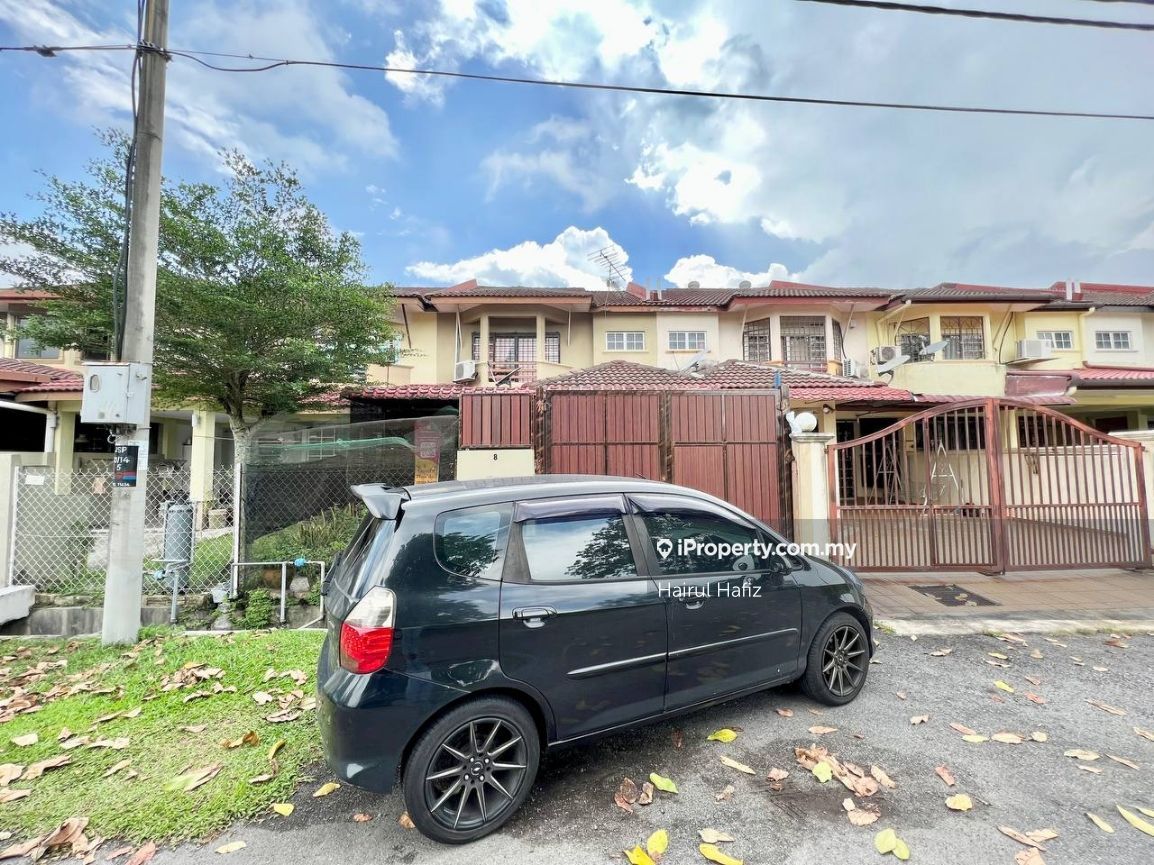 Taman Saujana Puchong, Puchong 2-sty Terrace/Link House 4 Bedrooms For ...