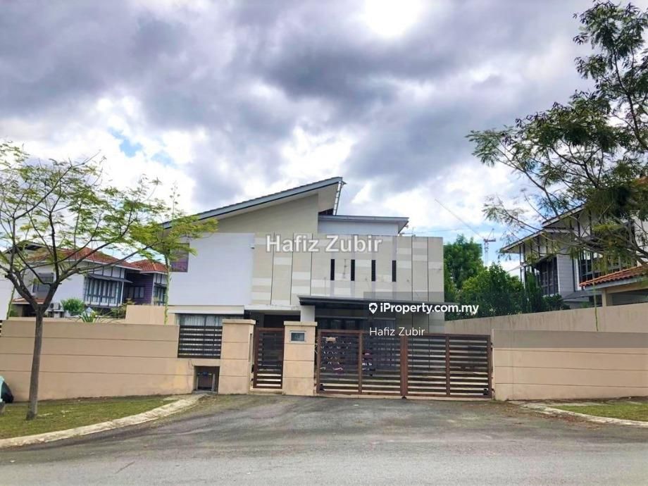 Bungalow Banyan Close Bandar Bukit Mahkota, Bangi
