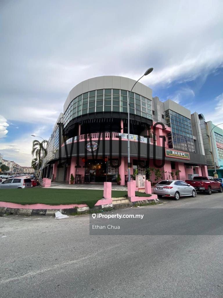 Bandar Bukit Tinggi Klang 3 Storey Shop Corner Lot, Bandar Bukit Tinggi