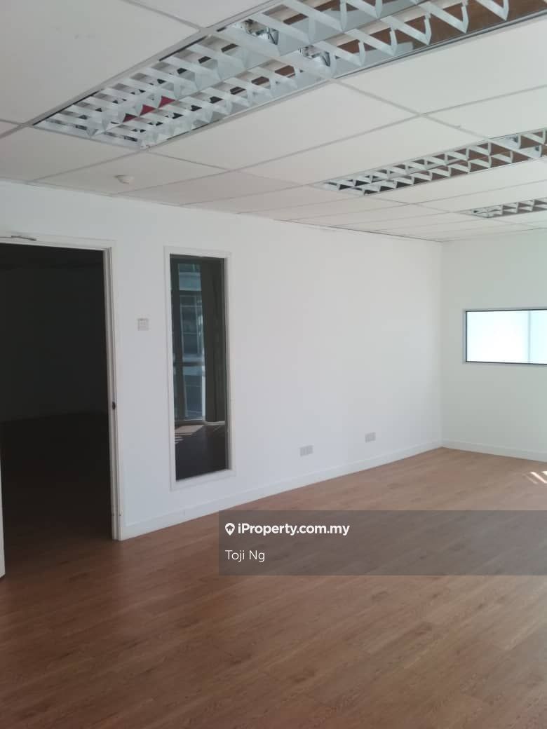office tower in Petaling Jaya — photo 10 of 11