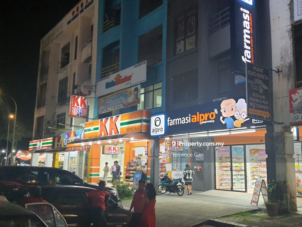 PERMAS JAYA 4 STOREY SHOP JLN PERMAS 10 NEAR CU ZUS COFFEE MCD TEA