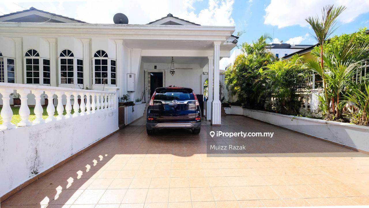 Petaling Jaya Bungalow 5 bedrooms for sale | iProperty.com.my