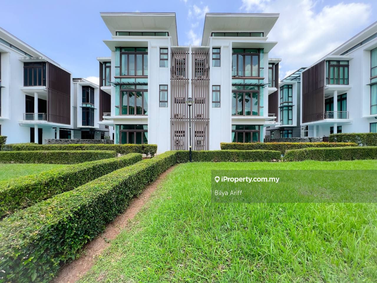 LAKE VIEW Fera Residence Presint 8 Putrajaya, Putrajaya for sale RM3100000 iProperty Malaysia