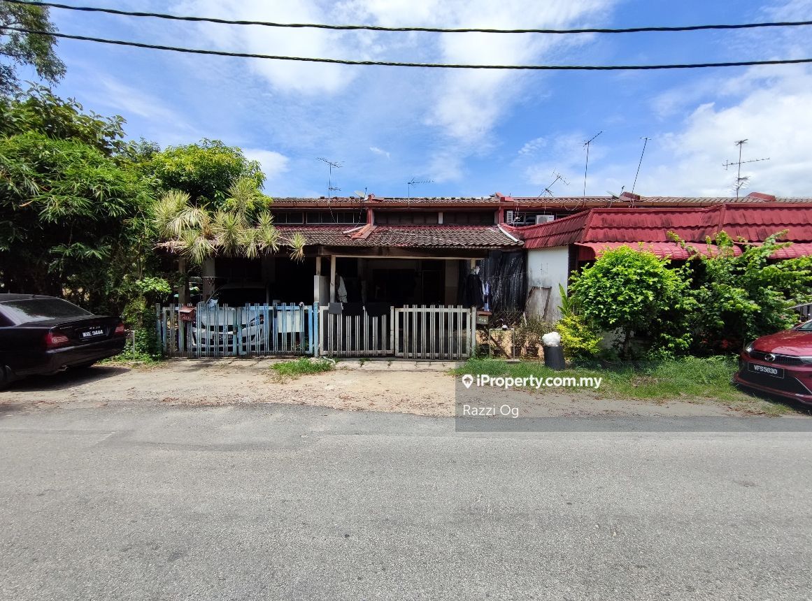 Rumah Teres Tanjong Chat Kota Bharu, Kota Bharu