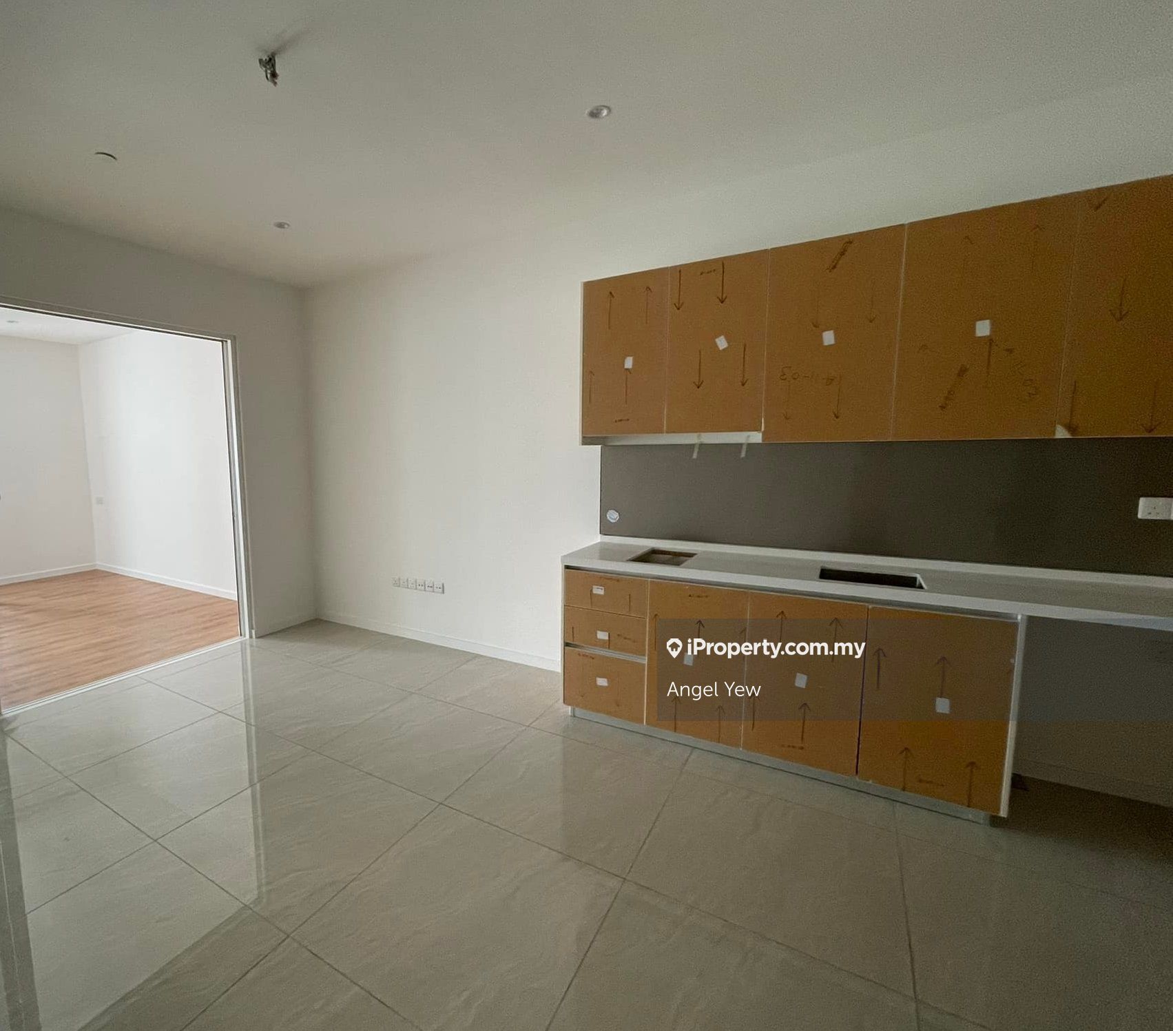 Quill Residence Intermediate Serviced Residence 1 bedroom for sale in