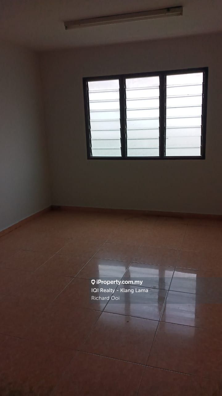 Damansara Bistari Corner Lot Apartment 3 Bedrooms For Rent In Petaling Jaya Selangor Iproperty Com My